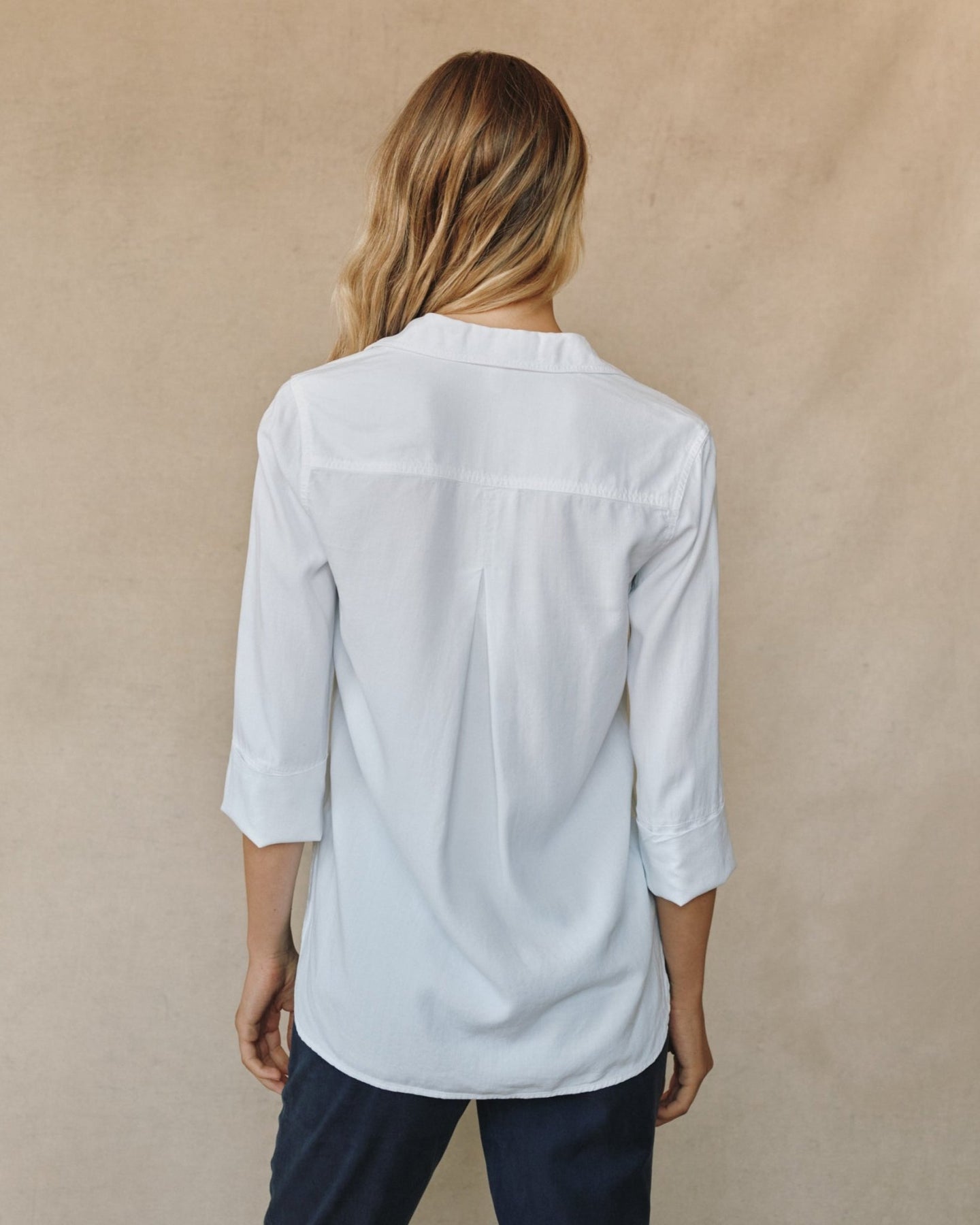 Bella Dahl Shirt Tail Button Down in White