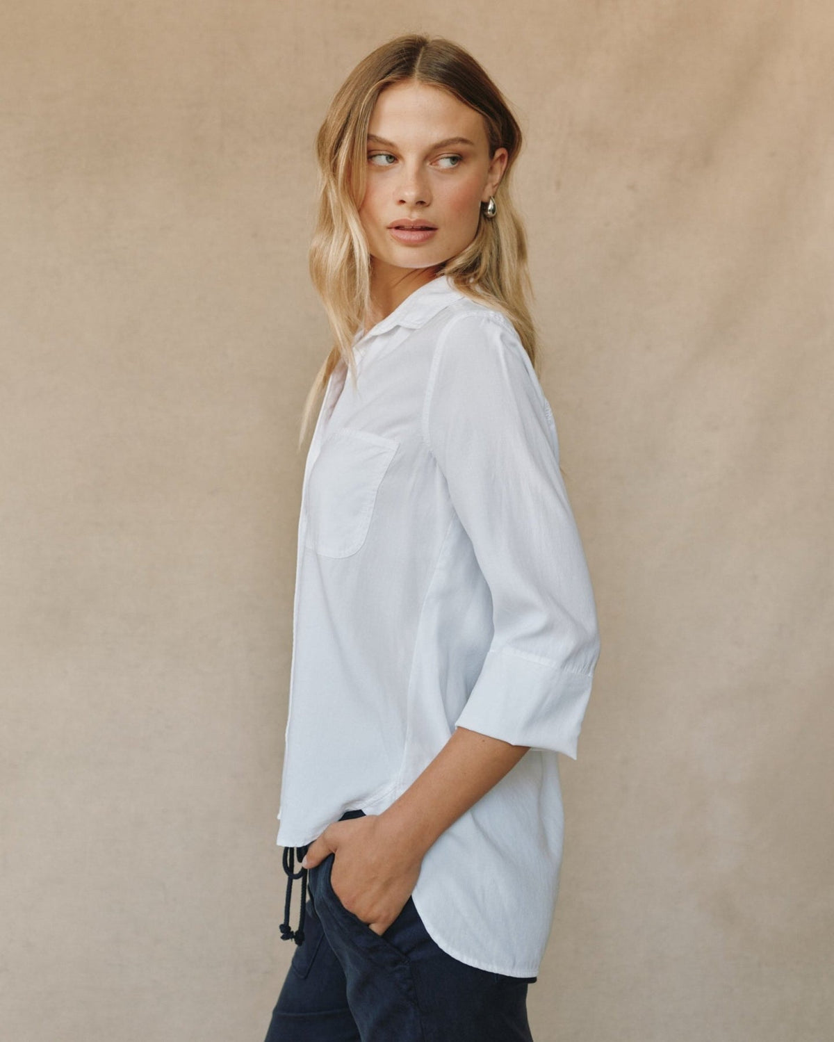 Bella Dahl Shirt Tail Button Down in White