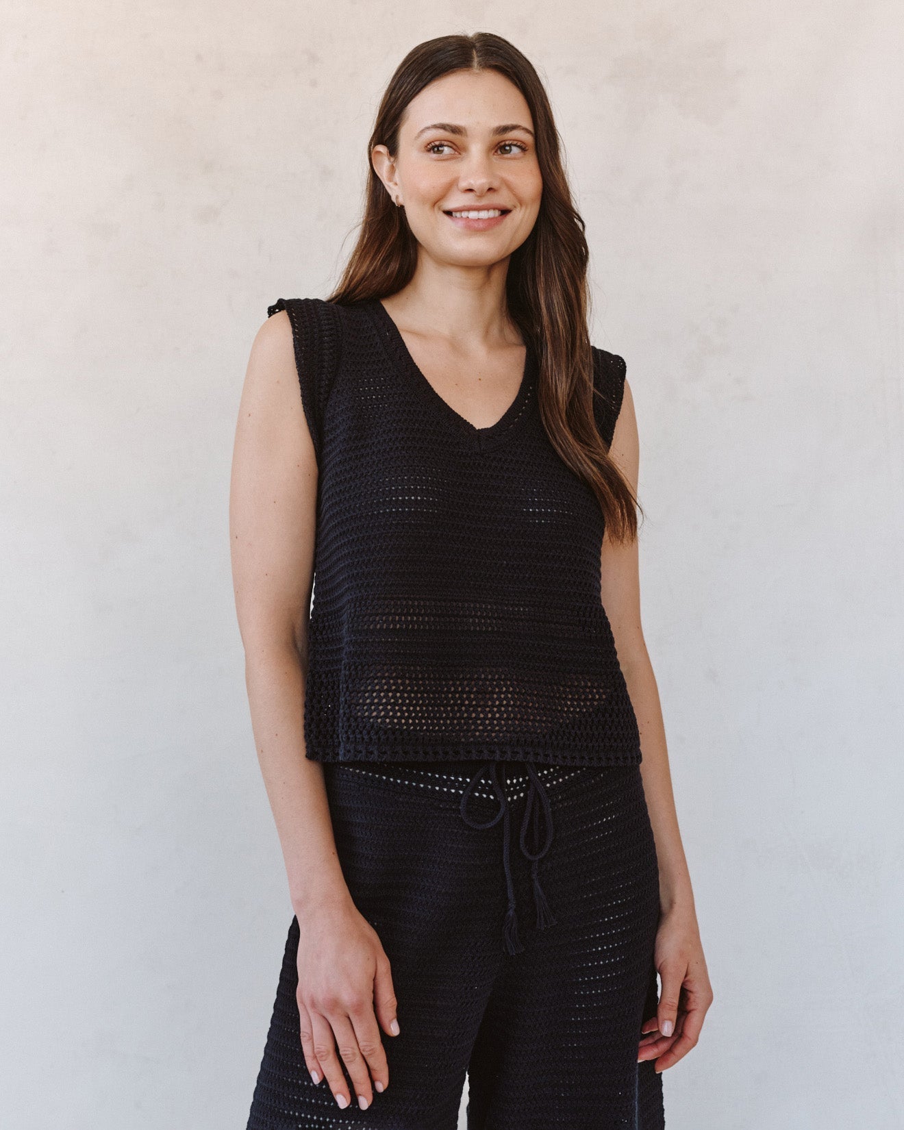Bella Dahl Short Sleeve V-Neck Crochet Top