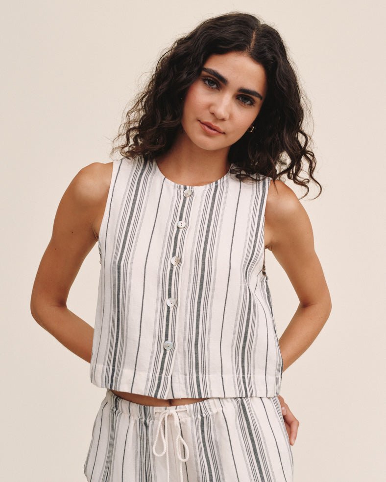 Bella Dahl Sleeveless Button Front Top in Boardwalk Stripe
