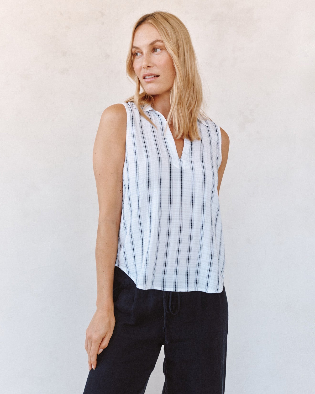 Bella Dahl Sleeveless Pullover