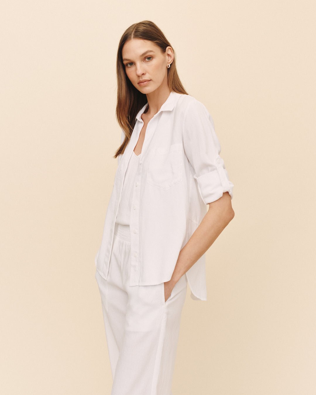 Bella Dahl Split Back Button Down in White