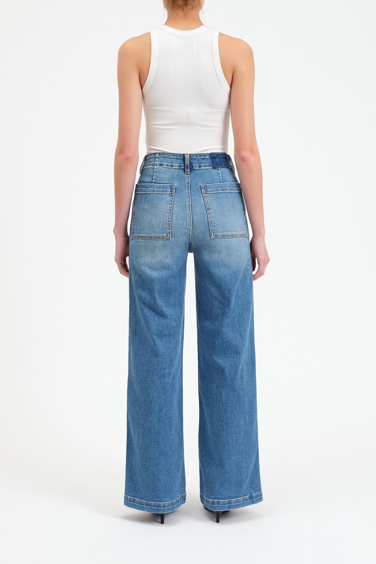 Daze Denim Far Out High Rise Wide Leg in Pure