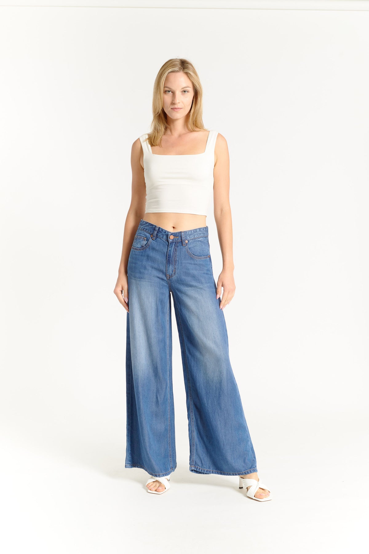 OAT Mid Rise Wide Palazzo Pant in Evan Light Wash