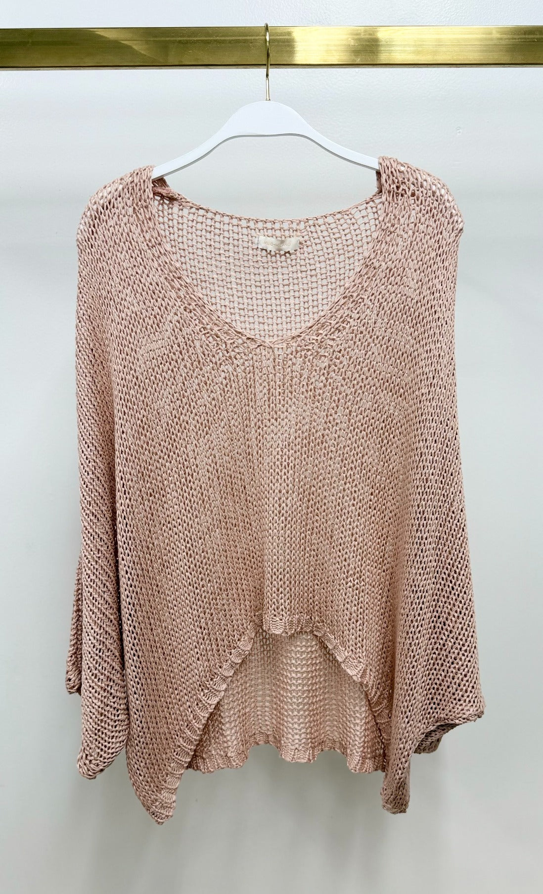 NYLAND Deimante V-Neck Batwing Crochet Top Dusty Rose