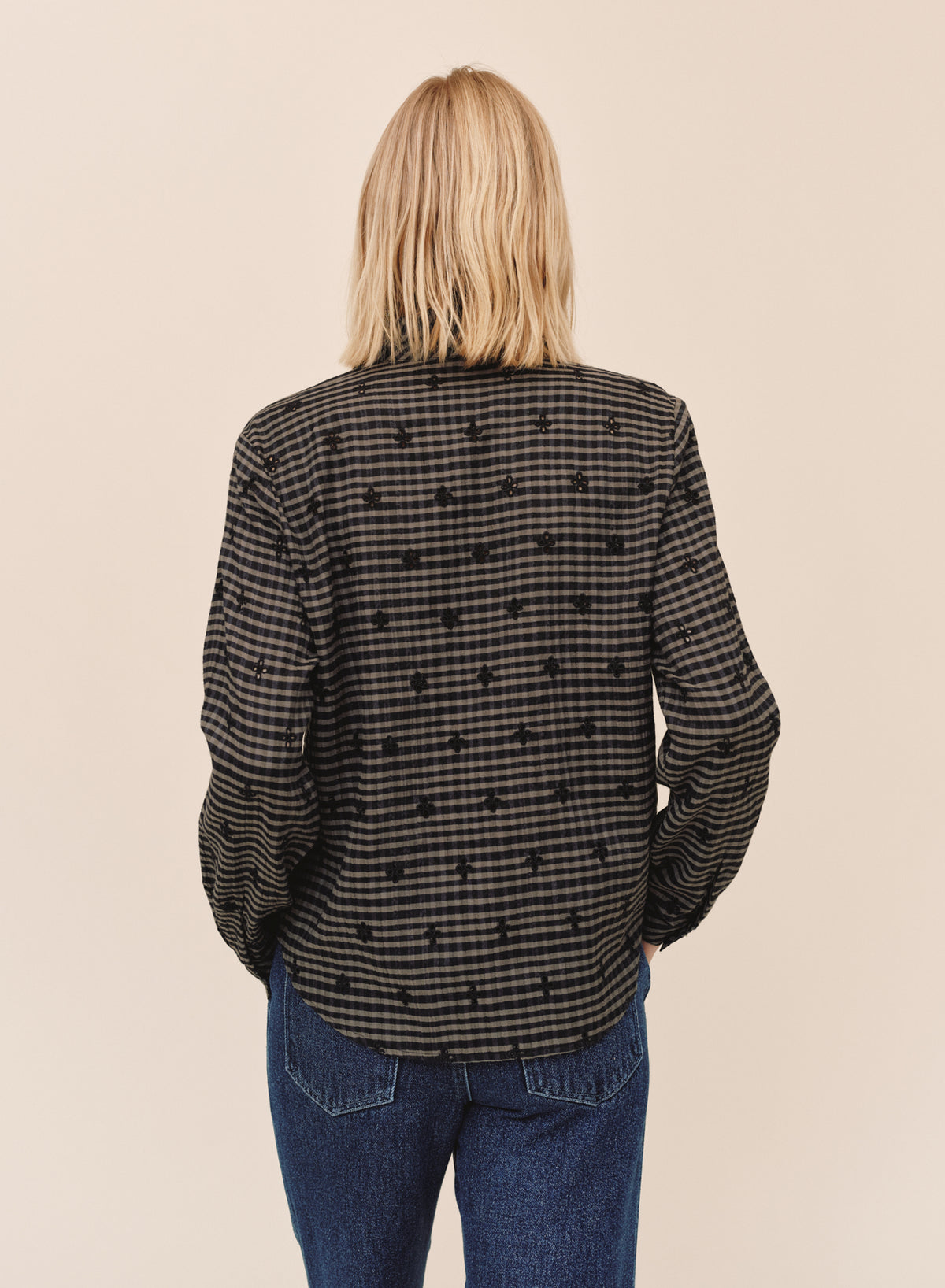 Bella Dahl Long Sleeve Clean Button Down Shirt