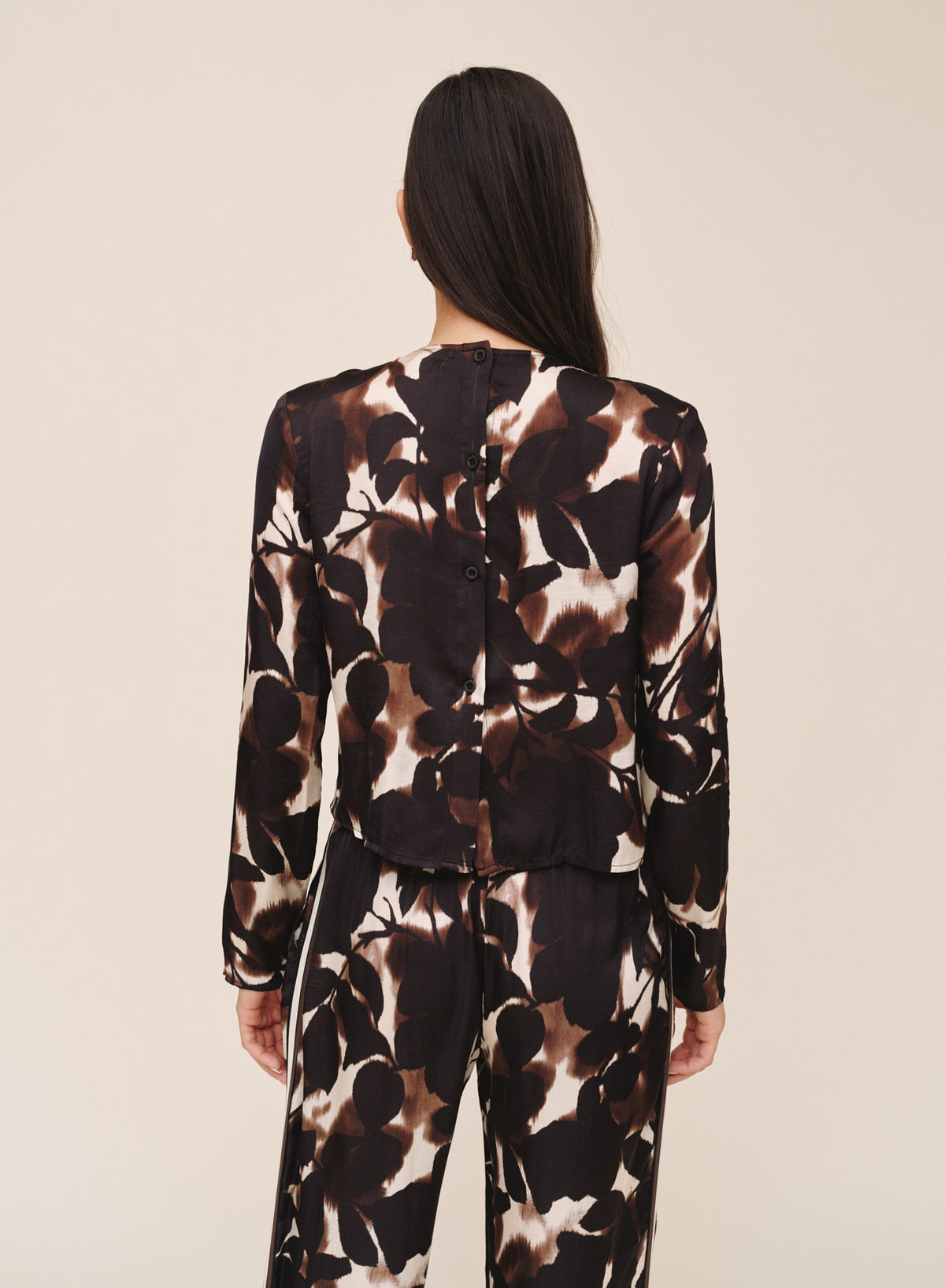 Bella Dahl Long Sleeve Button Back Top