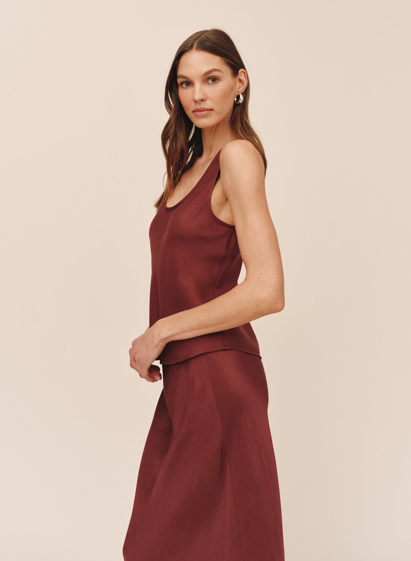 Scoop Neck Tank Smoked Crimson