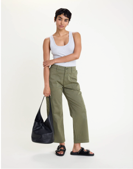 Good American Cargo Cropped Twill Pants