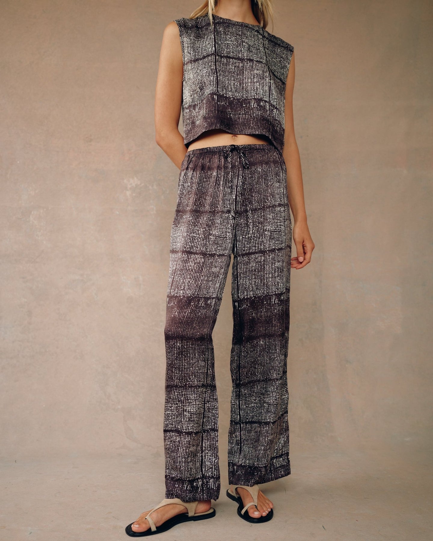 Bella Dahl Wide Leg w/ Wide Hem in Asilah Textured Print