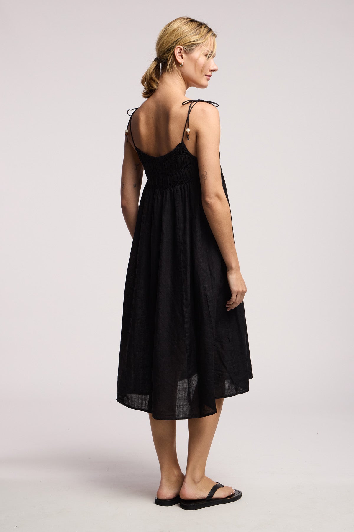 Velvet by Graham &amp; Spencer Teresa Babydoll Linen Midi Dress