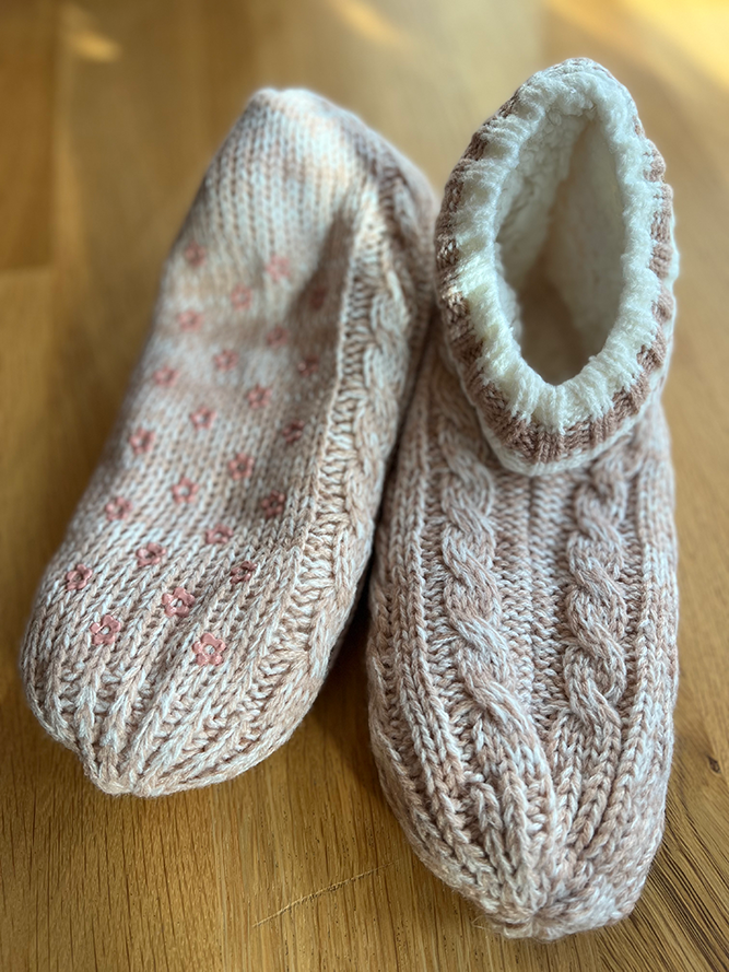 Knitted booties for adults 2025 for sale