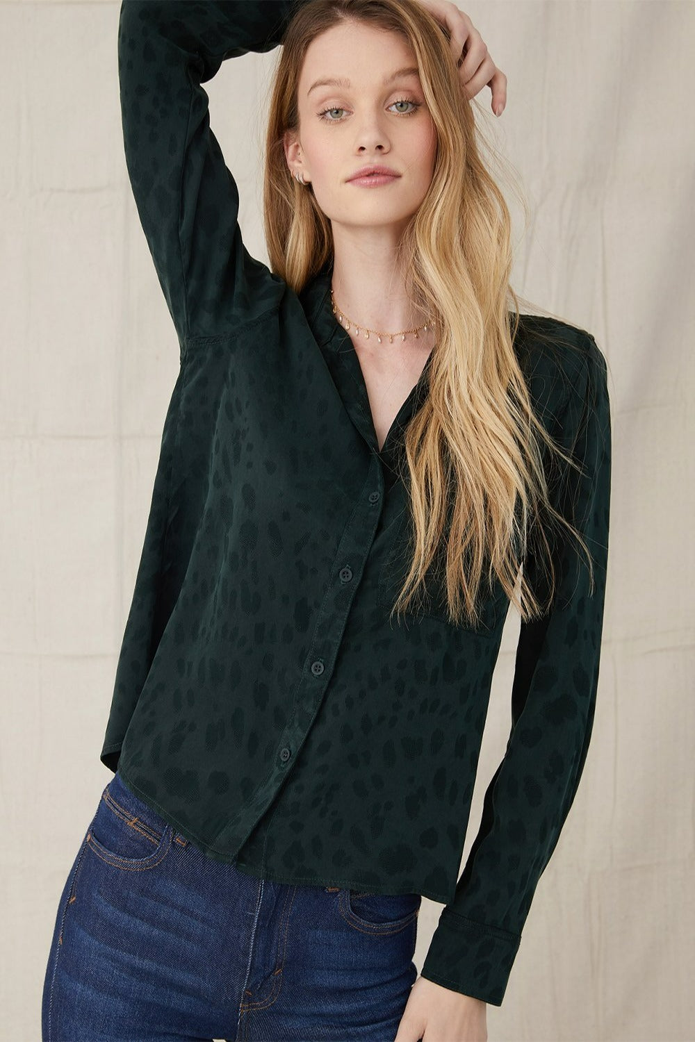 Bella Dahl Flowy Hem Pocket Button Down Spruce