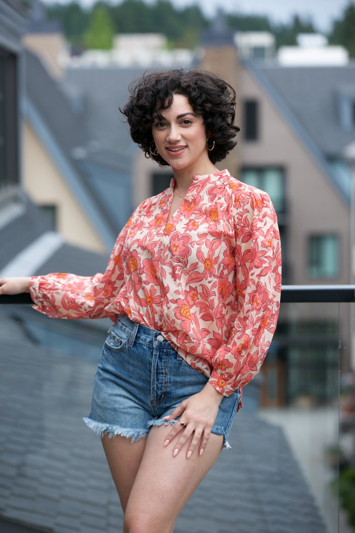 Birds of Paradis by Trovata Bailey Blouse Tea Rose