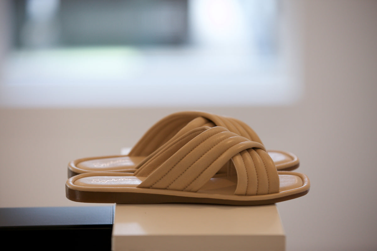 Seychelles Word for Word Sandal