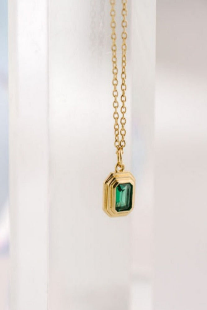 The Land of Salt Ames Emerald Amulet Pendant Necklace