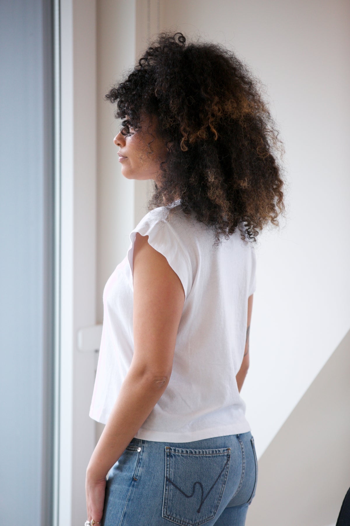 THE GREAT. The Peak Shoulder Tee